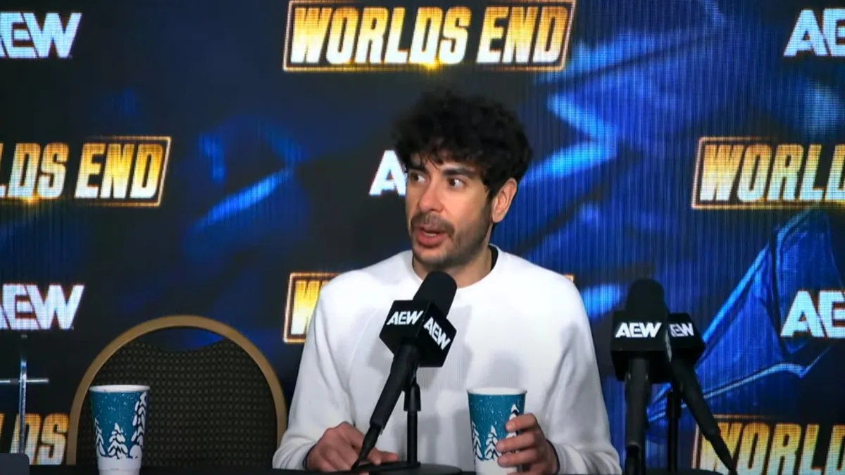 AEW: Worlds End e WWE Holiday Tour, Tony Khan commenta il successo di entrambe le serate