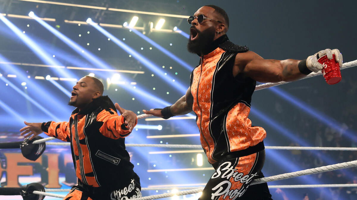 WWE: Street Profits fuori gioco, i DIY difenderanno i titoli contro i Motor City Machine Guns