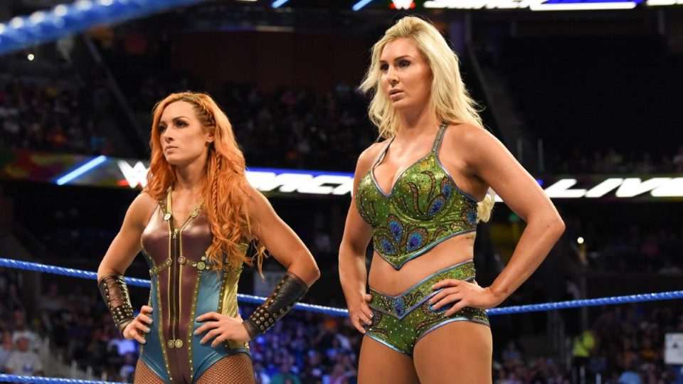 WWE: Becky Lynch e Charlotte Flair inserite nuovamente nel roster attivo interno