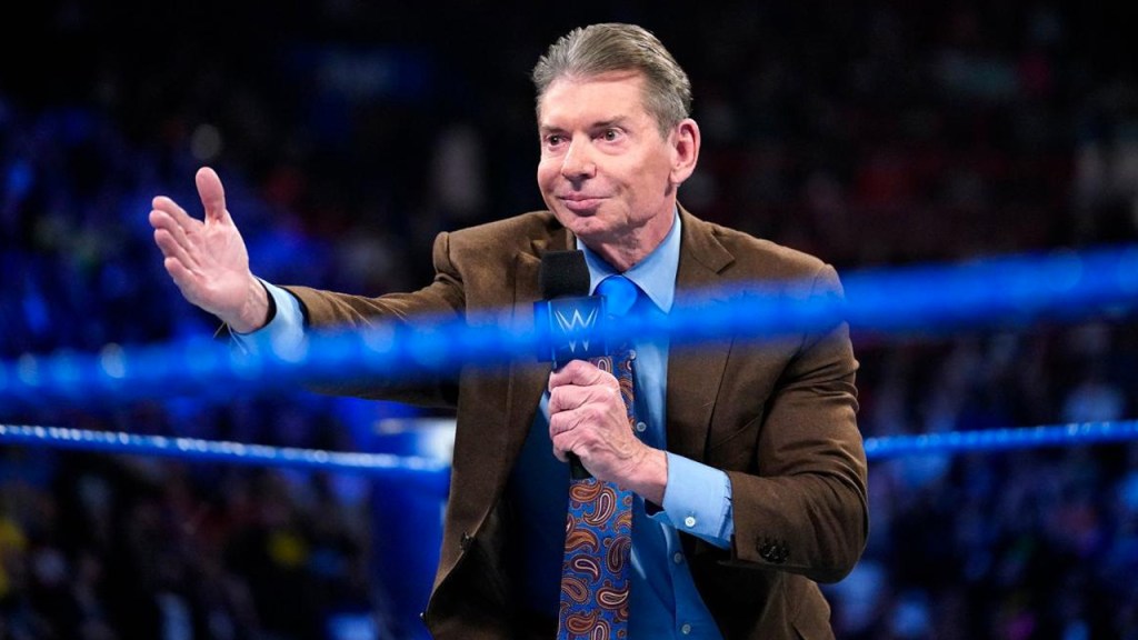 Eric Bischoff scettico sul ritorno di Vince McMahon nel pro wrestling:”Non riesco a capacitarmene”