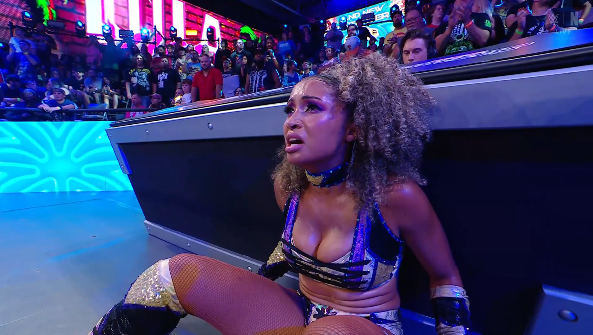 when lani shoots she always misses da Zonawrestling.net when lani shoots she always misses